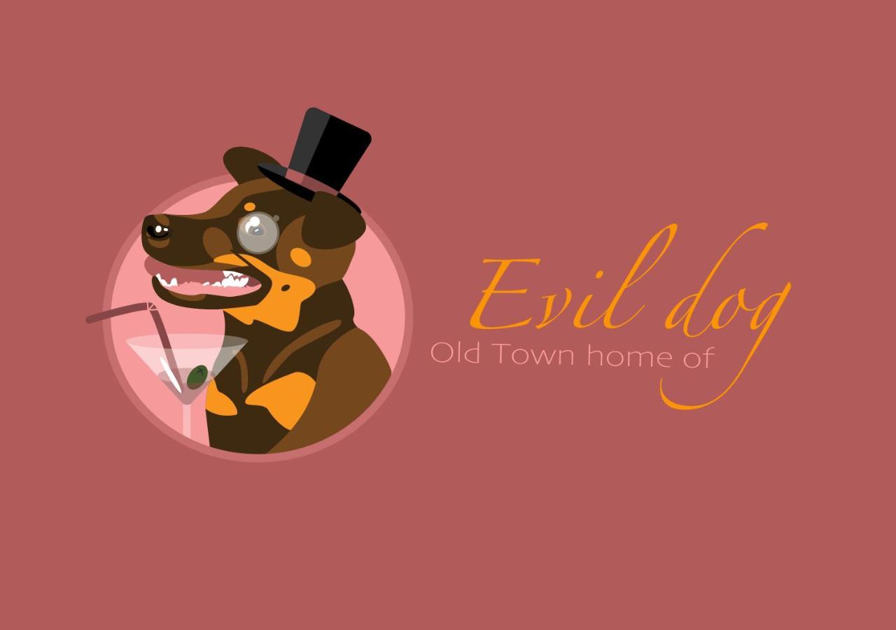 Old Town Home Of Evil Dog فيلنيوس المظهر الخارجي الصورة