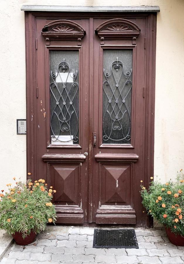 Old Town Home Of Evil Dog فيلنيوس المظهر الخارجي الصورة